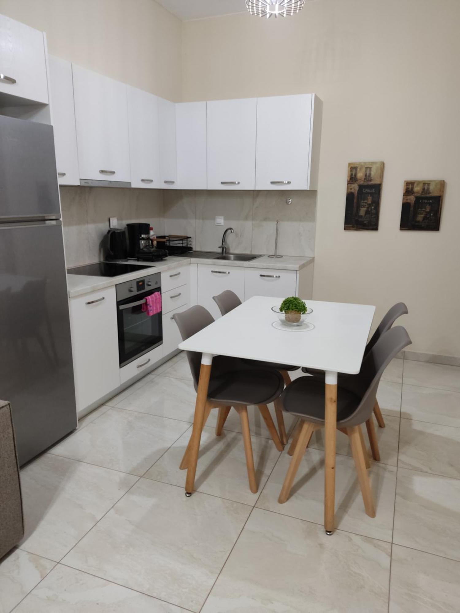 לריסוס Renovated Apartment 300M From The Sea מראה חיצוני תמונה